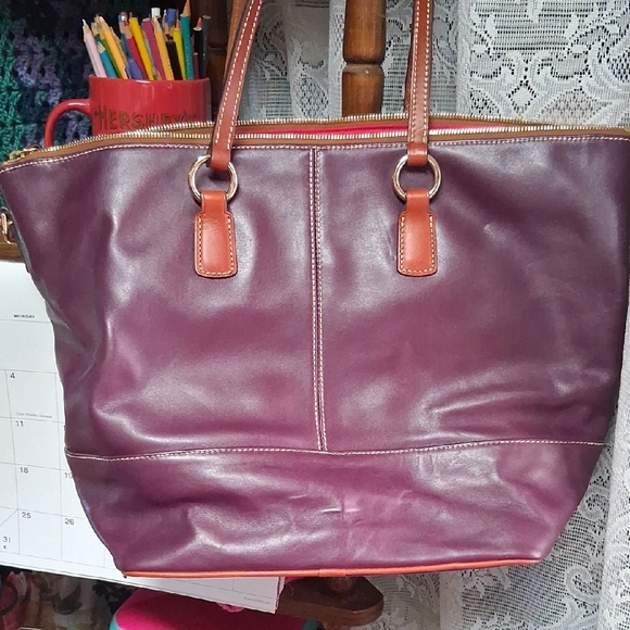 Dooney & Bourke Rich Purple Leather Shoulder Bag - Picture 3 of 9